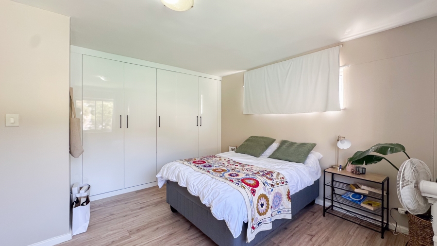 To Let 3 Bedroom Property for Rent in Sea Point Western Cape